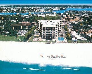 Camaron Cove1