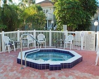 Oyster Bay0