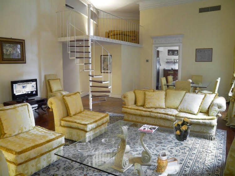 Rome Luxury Apartment0