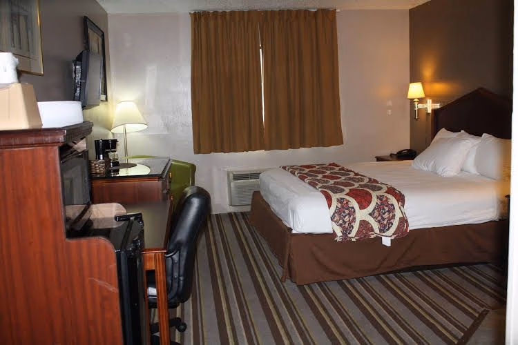 American Elite Inn0