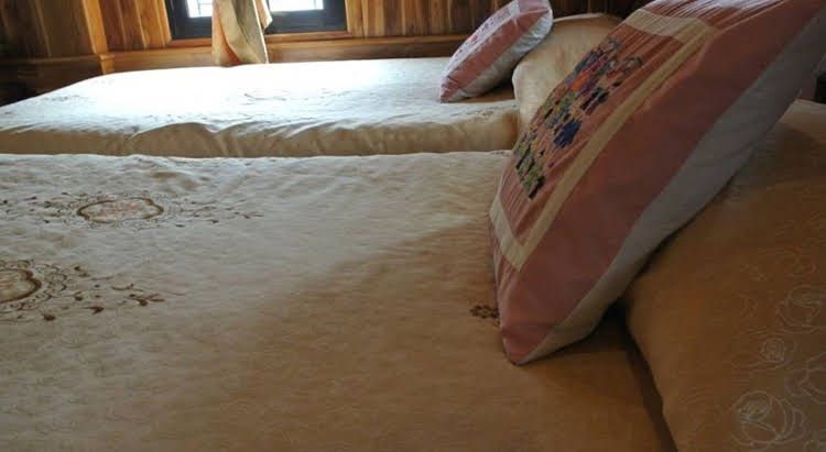 Khongsavath Guesthouse0