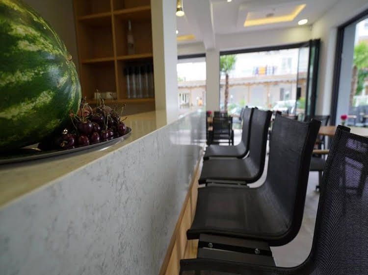 Olympus Thalassa Boutique0