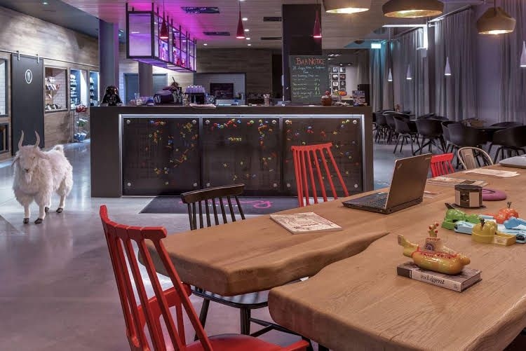 ม็อกซีลอนดอน เอ็กเซล (Moxy London Excel)0