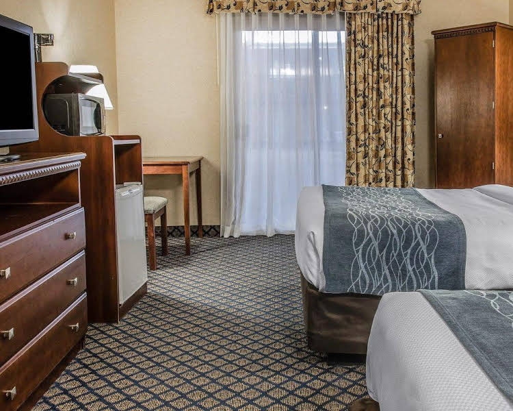 Quality Inn and Suites Coldwater1