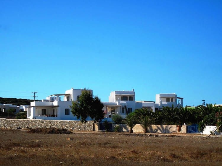 Aeraki Villas0