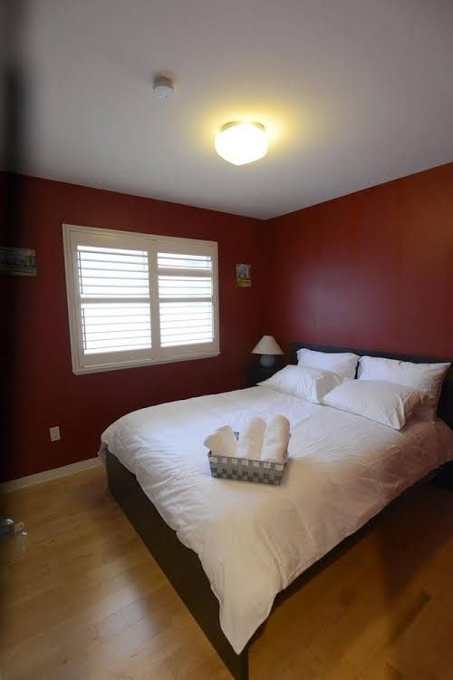 Marpole Guest House0