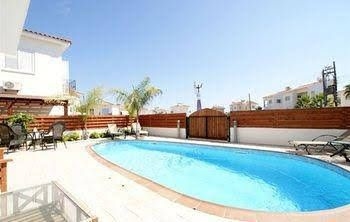 Dione Villa0