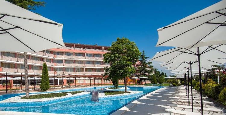 Aronia Beach0