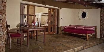 Galu Beach Retreat1