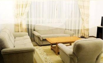 Tazina Guest House0