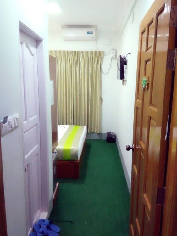 Green Days Inn0