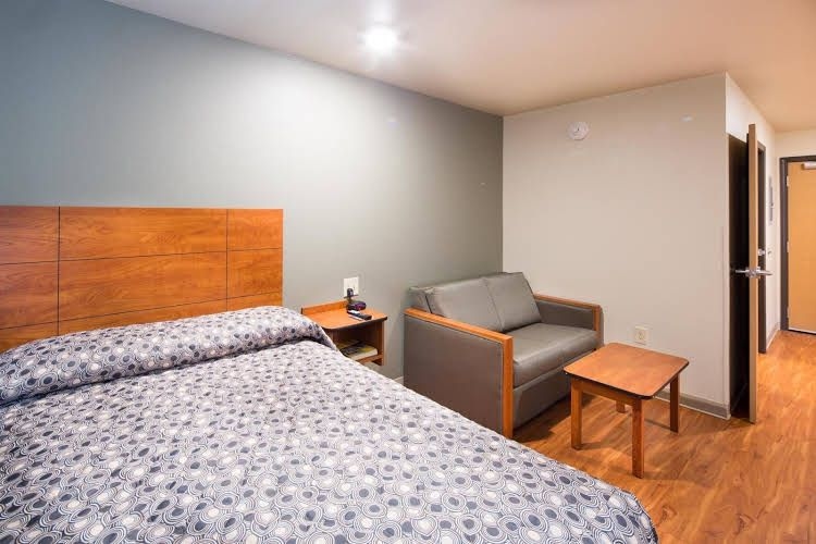 WoodSpring Suites Mobile0