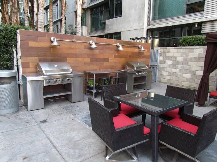 Luxury Loft Next to Staples Center1