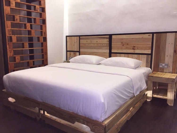 โรงแรมดิ ออยคอส (The Oikos Hotel)1
