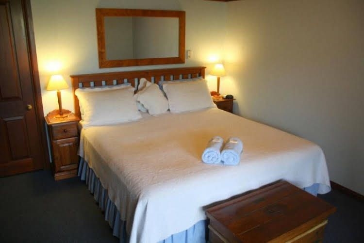 Rainbow Beach Accommodation Debbies Place0