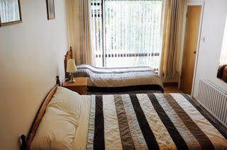 Ashgrove House0