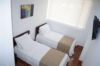 Apartasuite Nuevo Dorado0