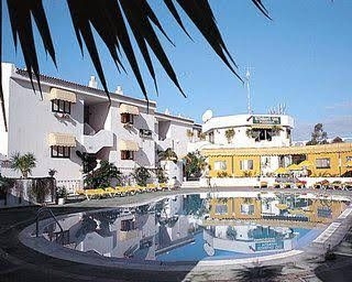 Regency Heights at Neptuno1