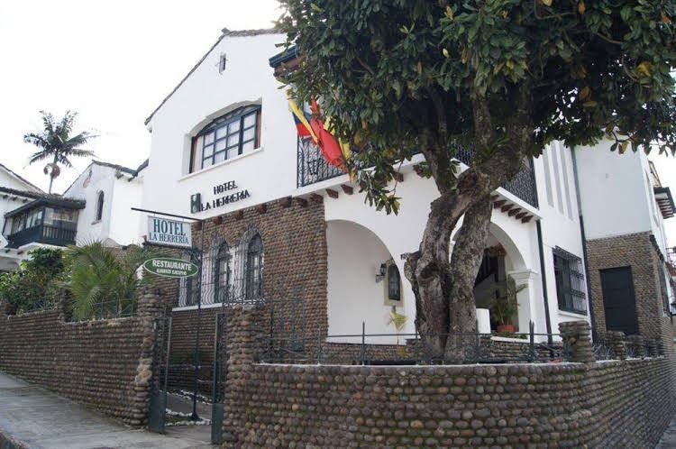 La Herreria Colonial0