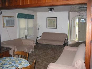 Summer Haven Resort0