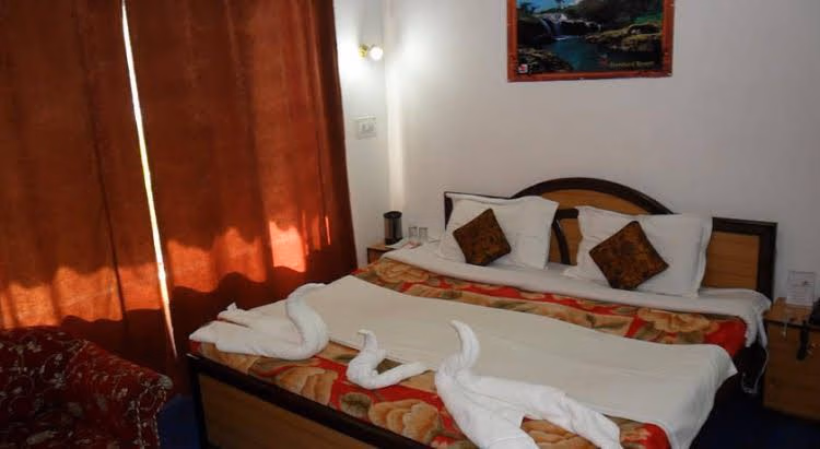 Hamdard Resort0