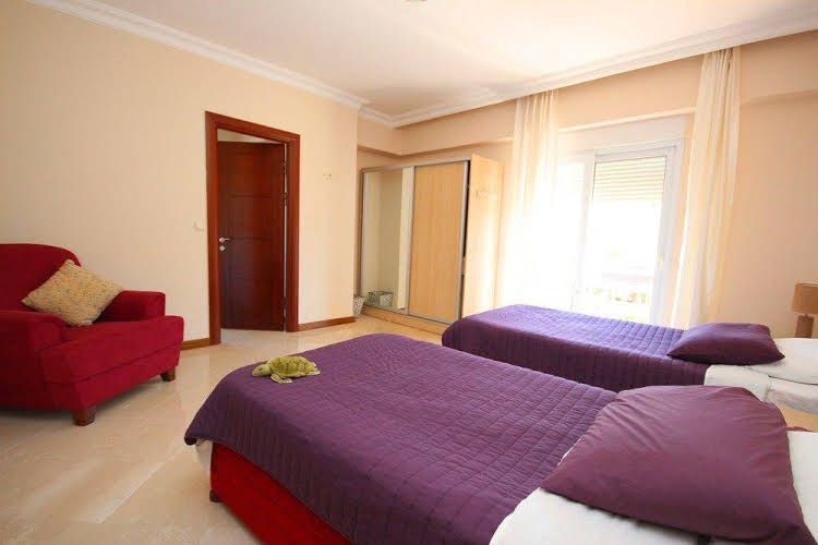 Paradise Town Villa Belle0