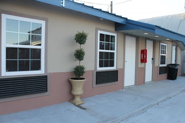 Harbour Inn0