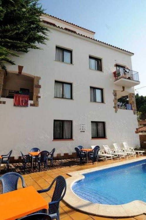 Apartamentos AR Caribe0
