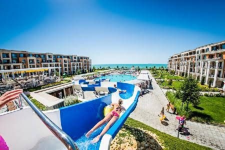 Premier Fort Beach4