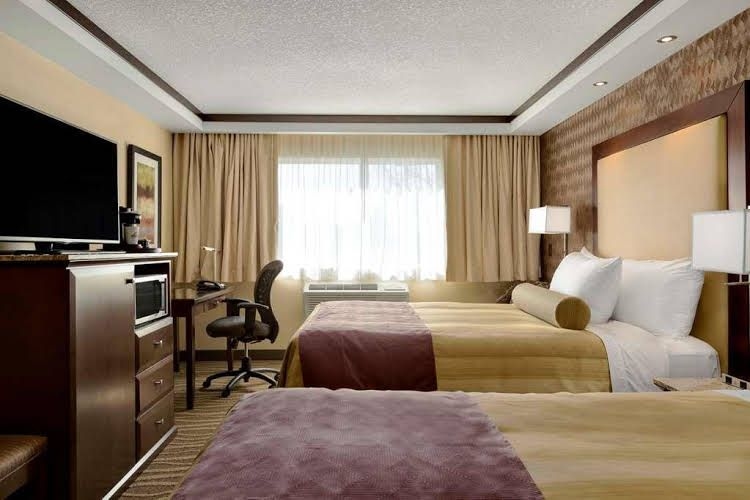 Best Western Plus Edmonton Airport0