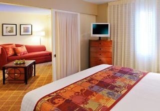 Residence Inn Dallas Market Center3