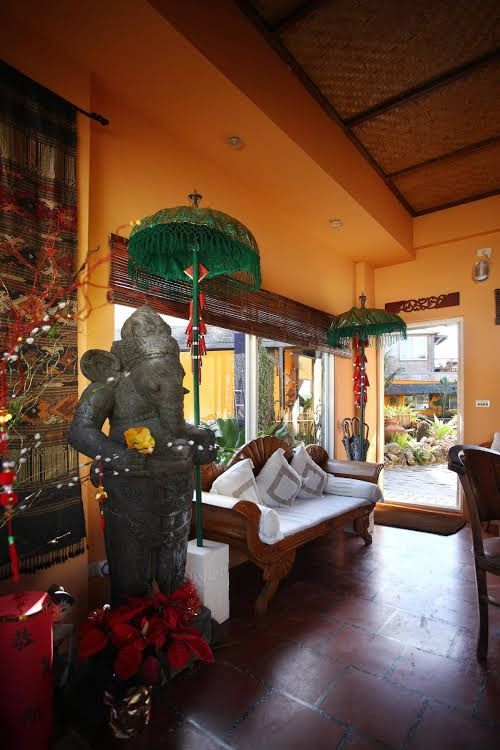 เรด การ์เดน รีสอร์ต (Red Garden Resort)0