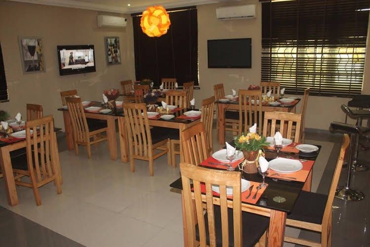 Meros Villa0