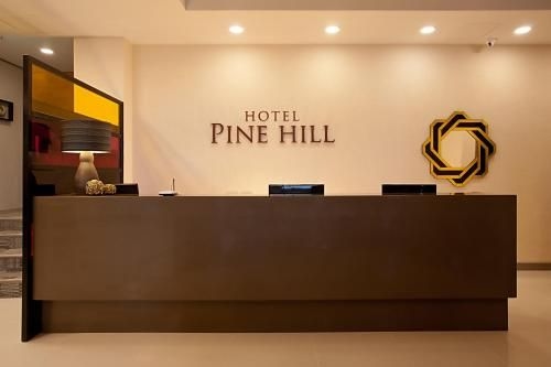 โรงแรมไพน์ฮิลล์ (Pinehill Hotel)3