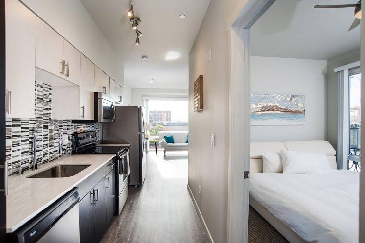 Upscale Apartments in Stadium District0