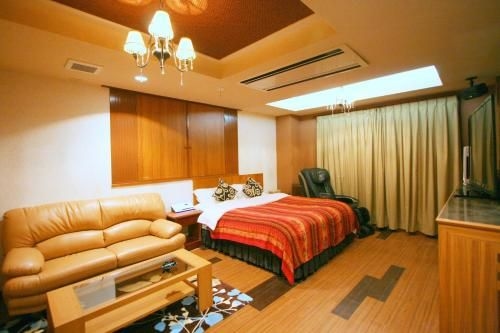 โรงแรมออร่า โอะโนะ (Hotel Aura Ono)4