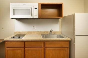Woodspring Suites Daphne0