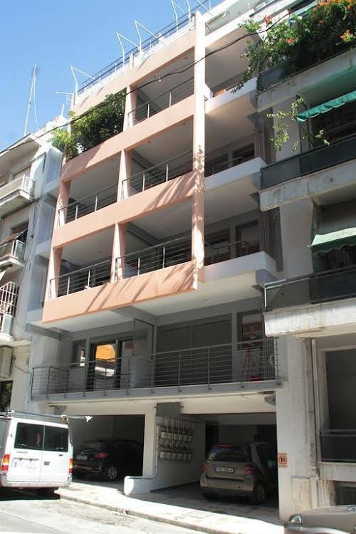 Elvita Apartments0