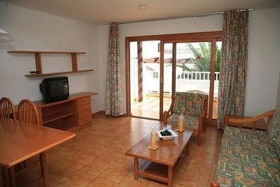Apartamentos Teguisol0