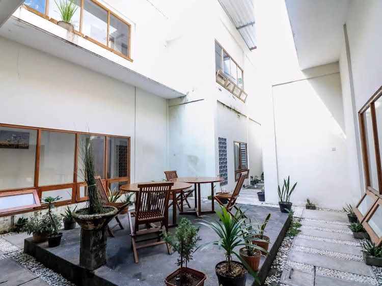 NIDA Rooms Jembatan Merah Depok0