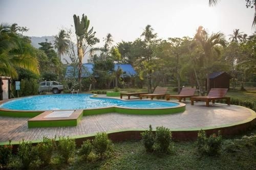 Ban Mae Resort1