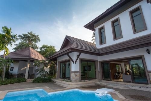 Ozone Villa Phuket0