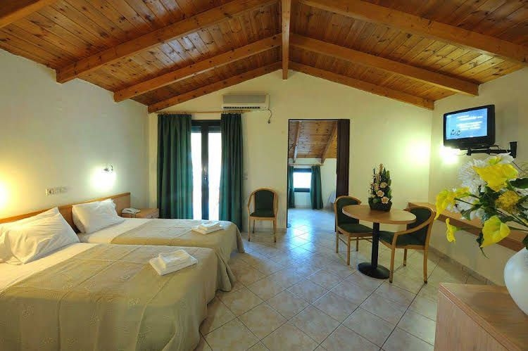 and Spa Kentrikon0