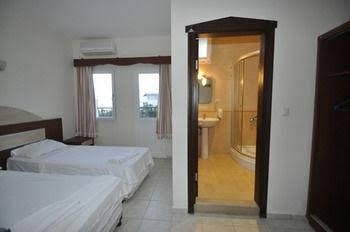 Ado Beach All Inclusive0