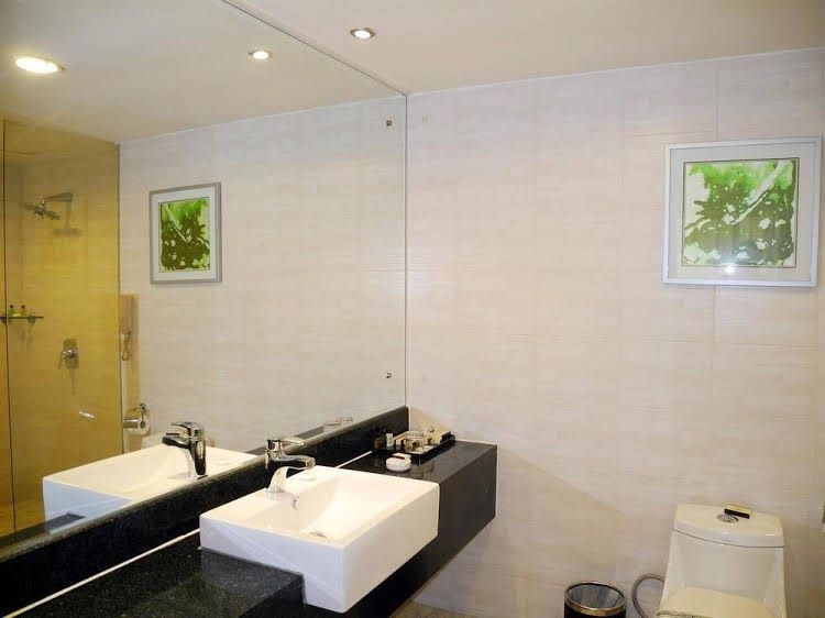Shenzhen Xinbaocheng0