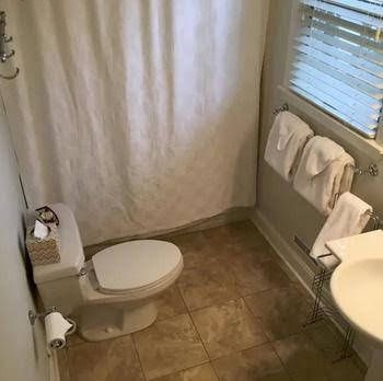 Old Towne Carmel Bed and Breakfast0
