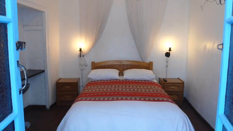 El Albergue Espanol Backpackers0