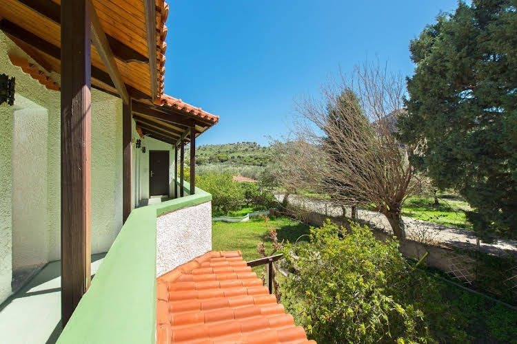 Traditional Villa0