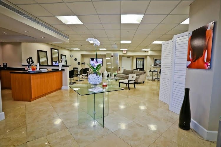 One Broadway Luxury Suites Downtown0