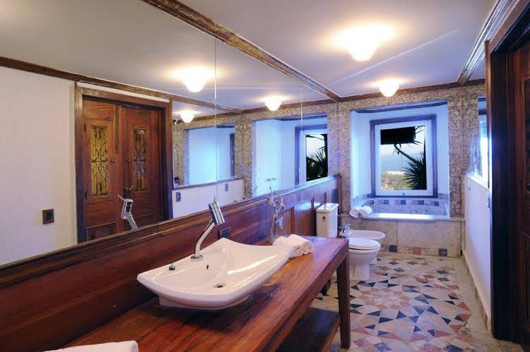 Le Chateaux Joa0